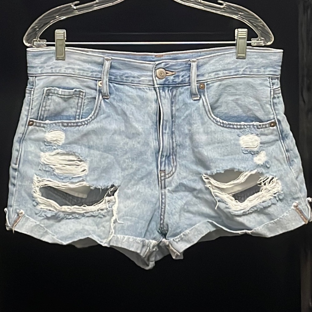 Aeropostale-  Distressed Mom shorts